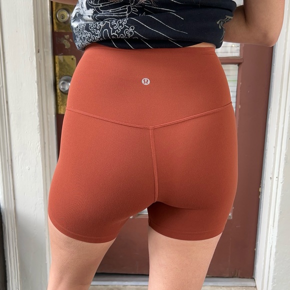 SOLD lululemon align short 4” - Picture 3 of 6